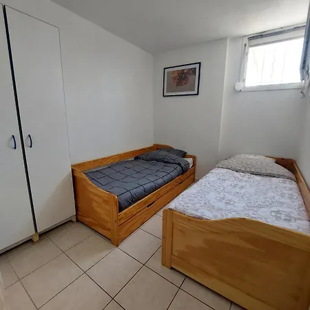 Apartment T3 Au Bord De L'etang De Thau